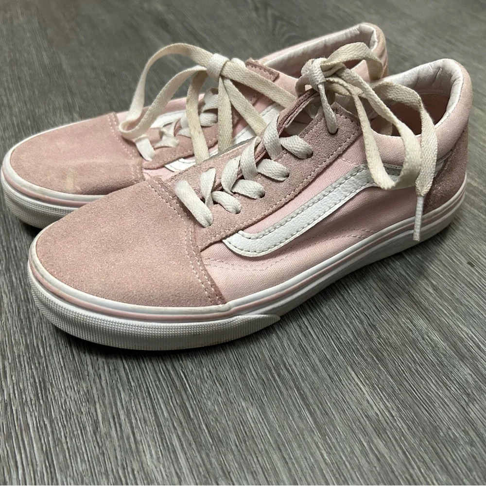 Girls Vans Shoes size 4 - Picture 2 of 5
